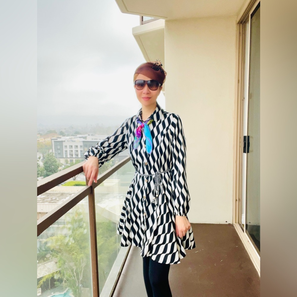 Black & White Pattern Dress - Picture 6 of 12